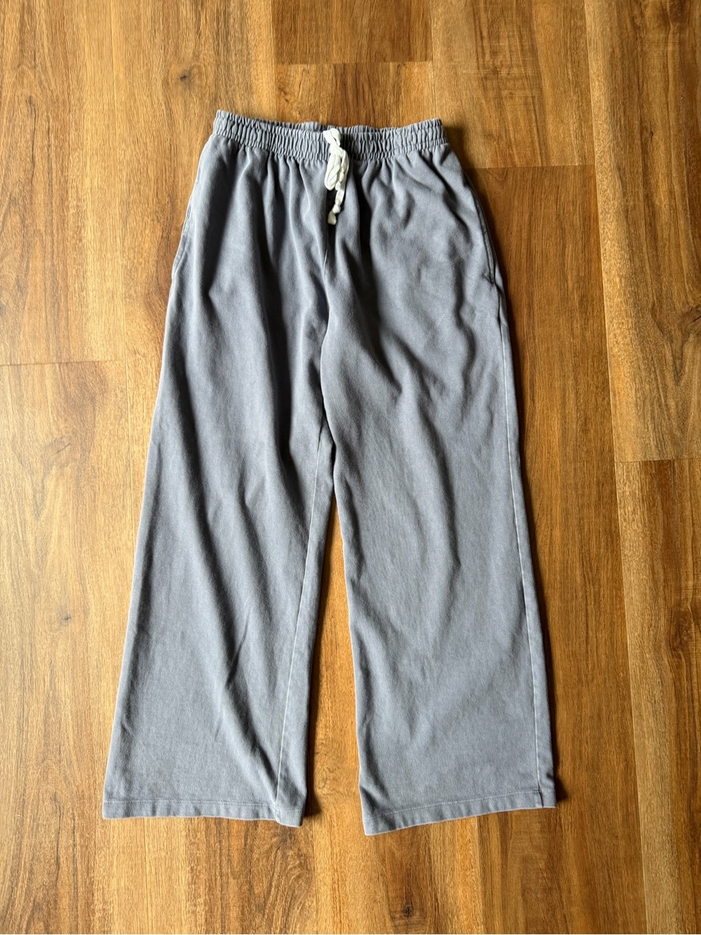 Brandy Mellville Wide-Leg Sweatpants Fit Small